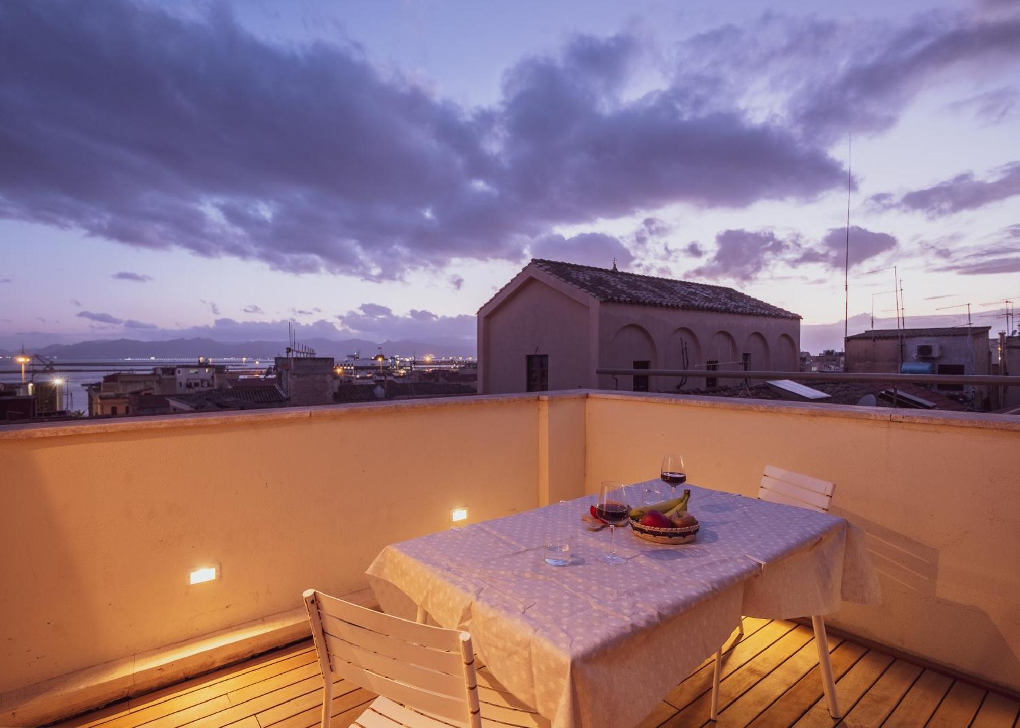 Blue Domus Daire Cagliari Dış mekan fotoğraf